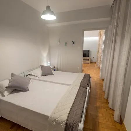 Kliton Comfort Portaremounta Апартаменты